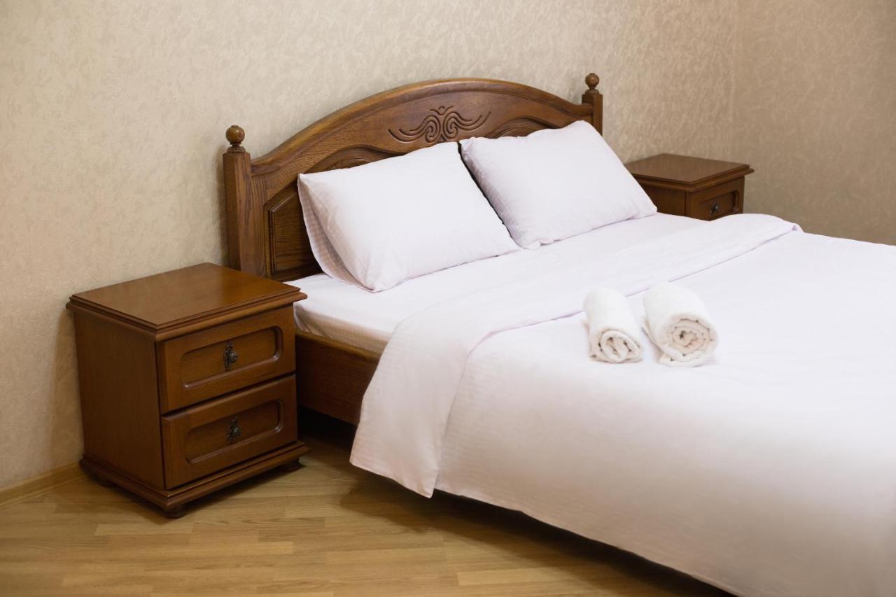 Apartment On Virmenska 3, With 2 Separate Bedrooms Львов Экстерьер фото